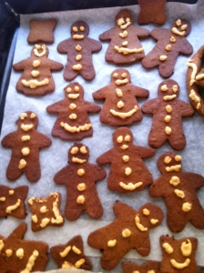 tray of gingerbreads