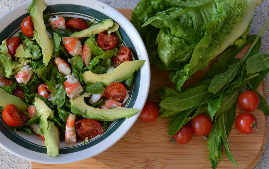 Summer prawn salad